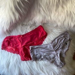 Victoria’s Secret lot of 2 Cheeky lace panties, gray, red - Medium Bow in back